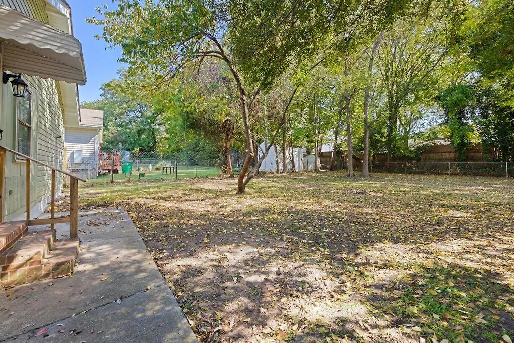 Historic Cherry Bungalow House - Midtown Charlotte Holiday home